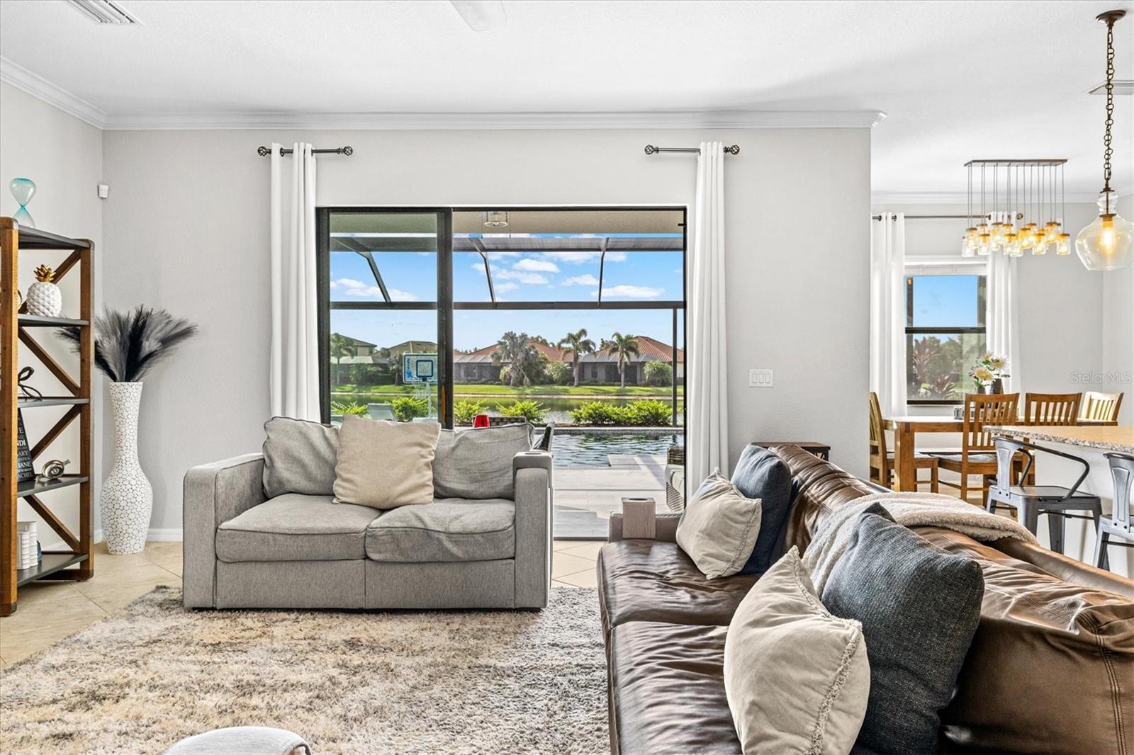 BRIDGEWATER AT LAKEWOOD RANCH - Residential