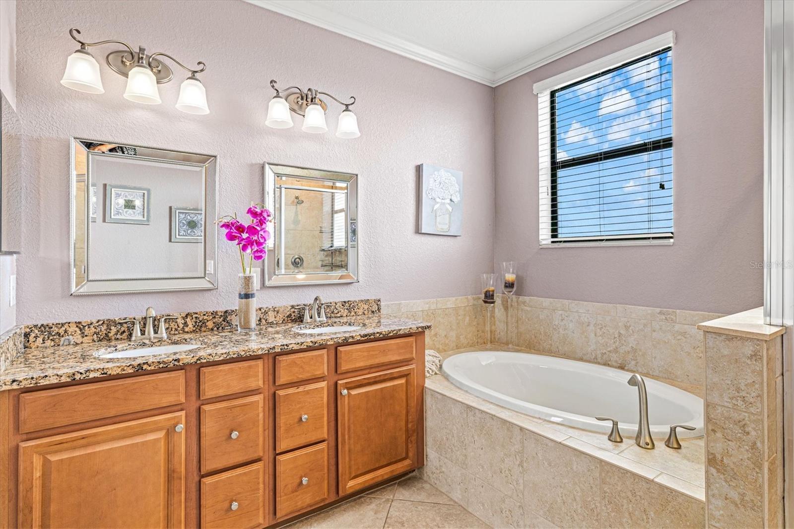 BRIDGEWATER AT LAKEWOOD RANCH - Residential