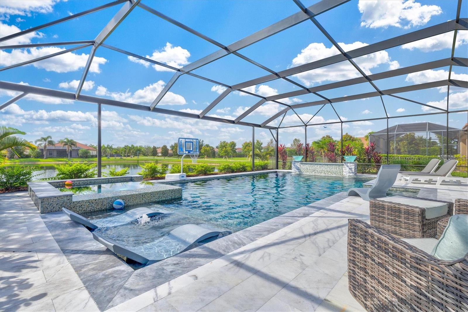 BRIDGEWATER AT LAKEWOOD RANCH - Residential