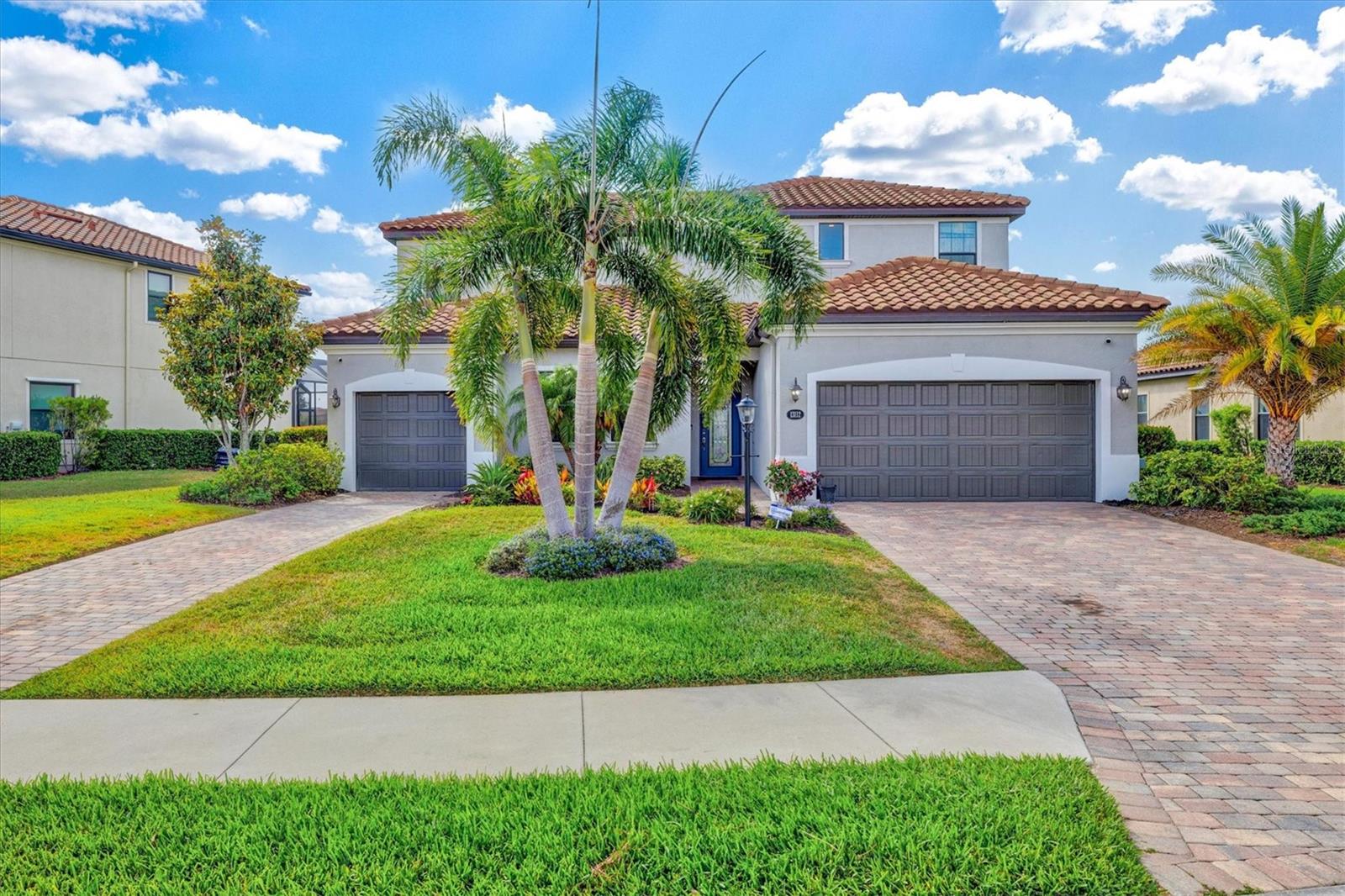 BRIDGEWATER AT LAKEWOOD RANCH - Residential