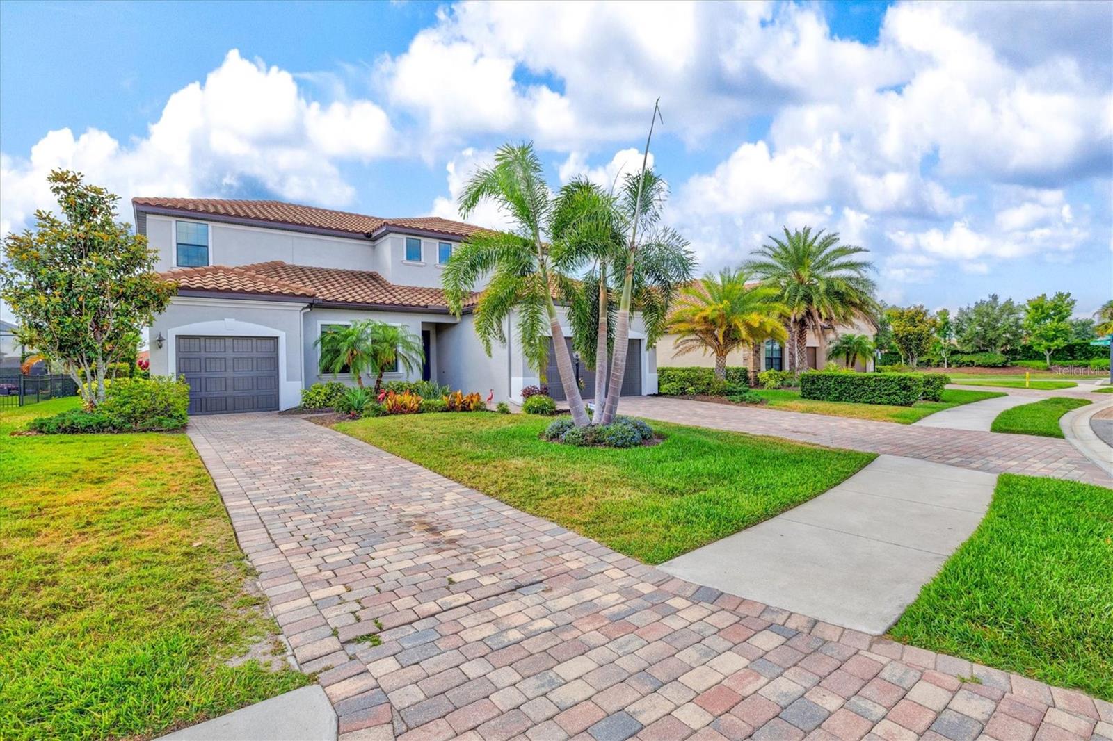 BRIDGEWATER AT LAKEWOOD RANCH - Residential
