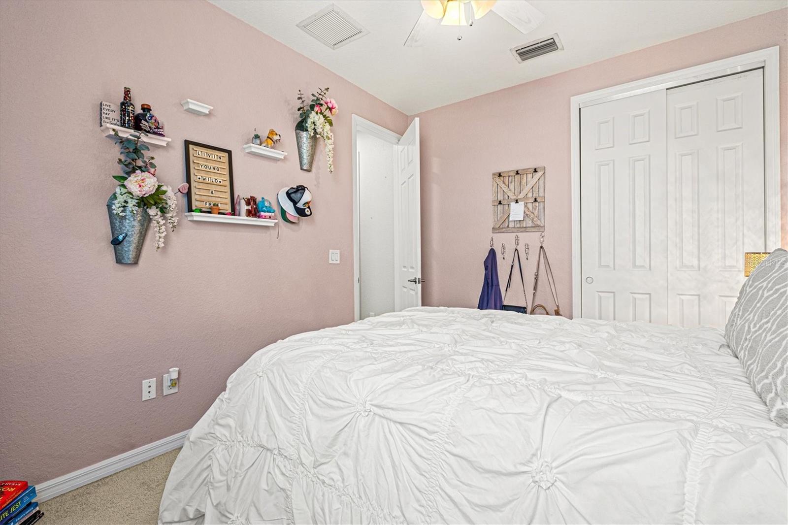 BRIDGEWATER AT LAKEWOOD RANCH - Residential