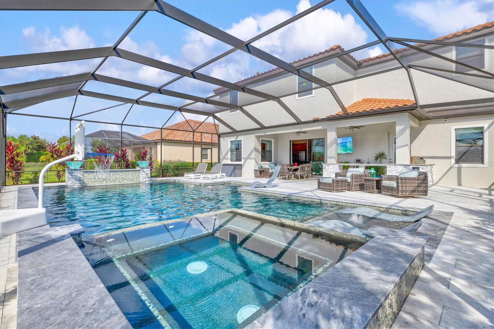 BRIDGEWATER AT LAKEWOOD RANCH - Residential