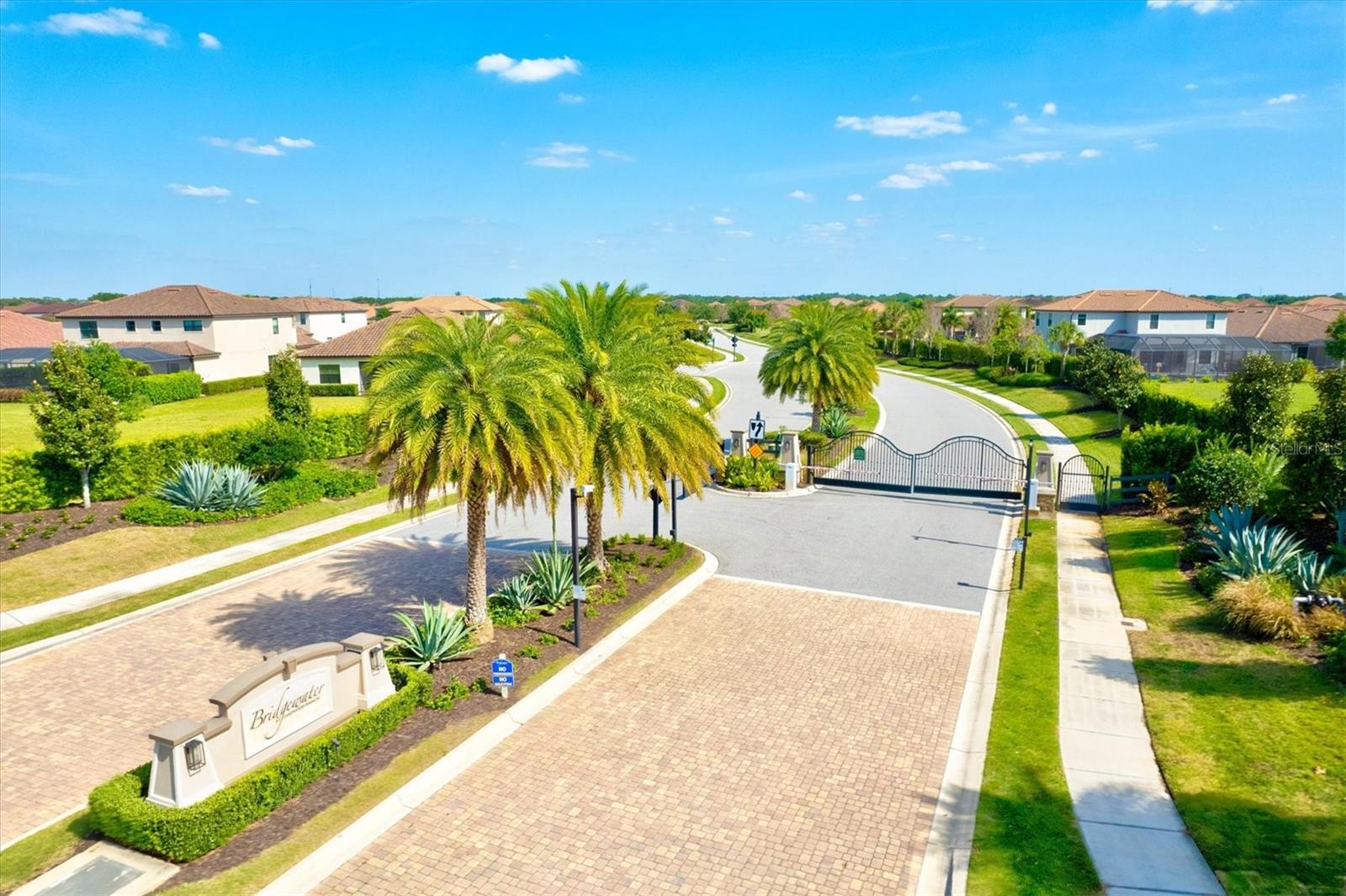 BRIDGEWATER AT LAKEWOOD RANCH - Residential