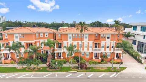 Photo of 905 Villa Venicia Way, Tampa, FL 33606 (MLS # TB8520556)