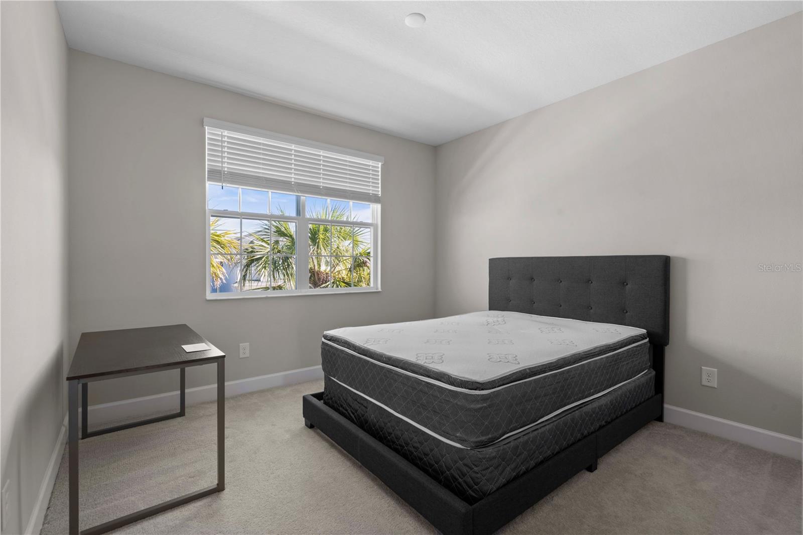 WINDING RDG PH 5 & 6 - Residential Lease