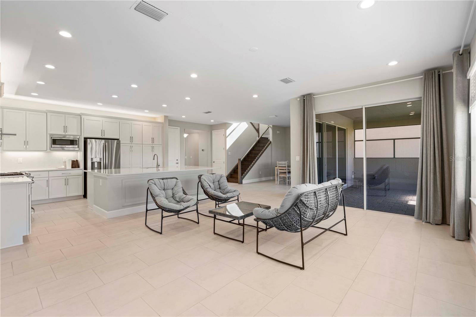 WINDING RDG PH 5 & 6 - Residential Lease