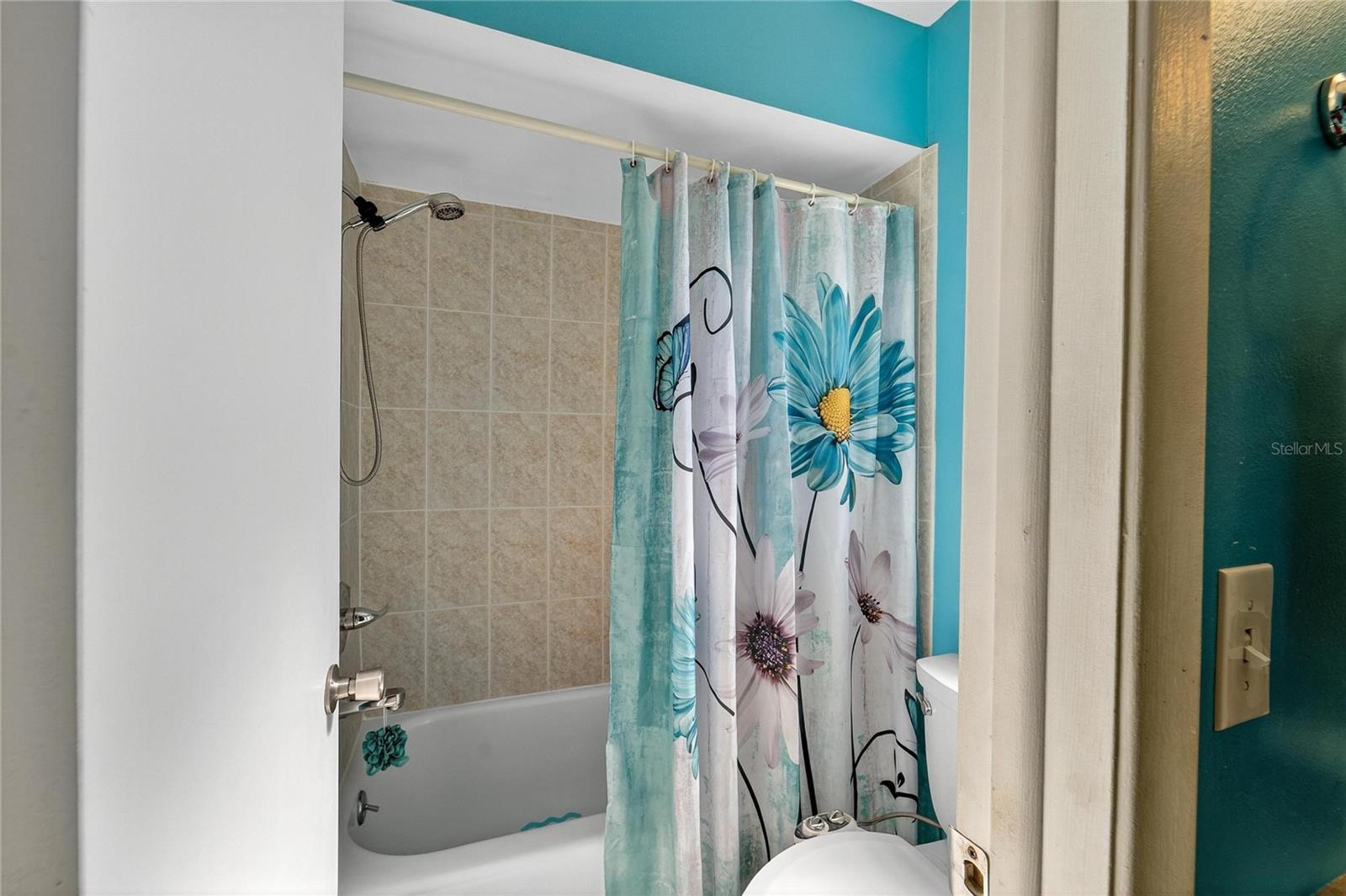 HILLSIDE UNIT 07 - Residential