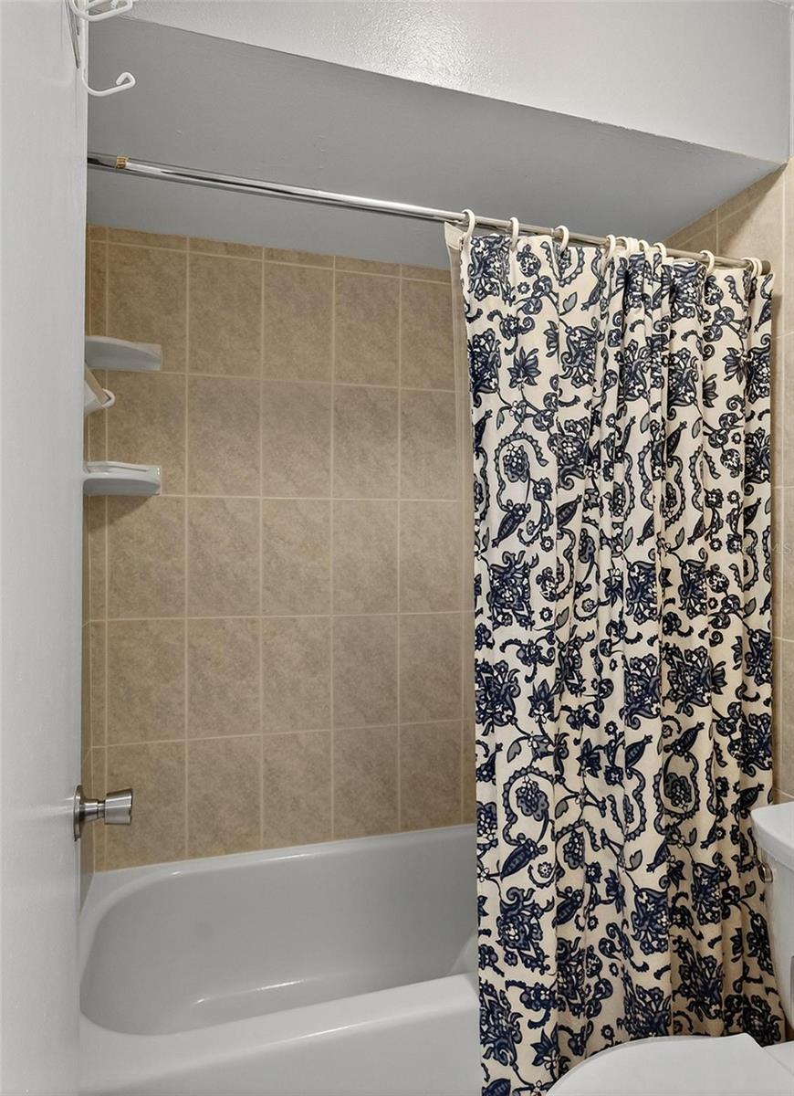 HILLSIDE UNIT 07 - Residential