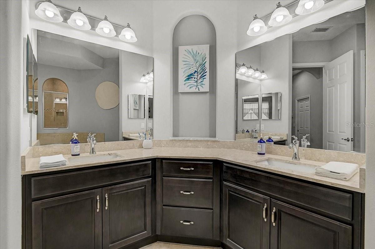 TWIN RIVERS PH IV - Residential