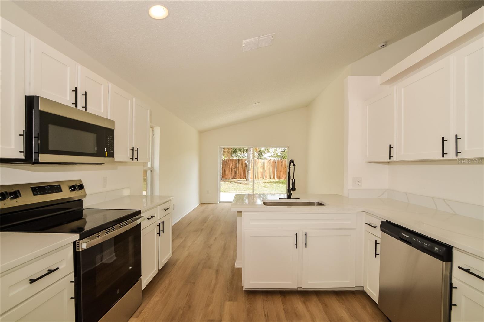 FLORIDA PINES PH I - Residential