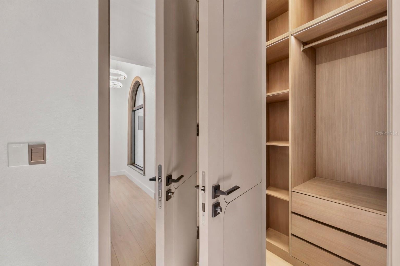 ISLEWORTH - Residential