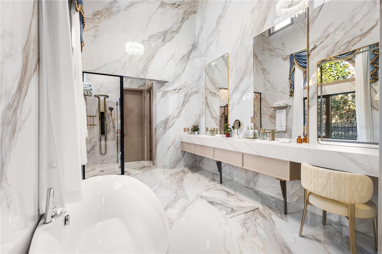 ISLEWORTH - Residential