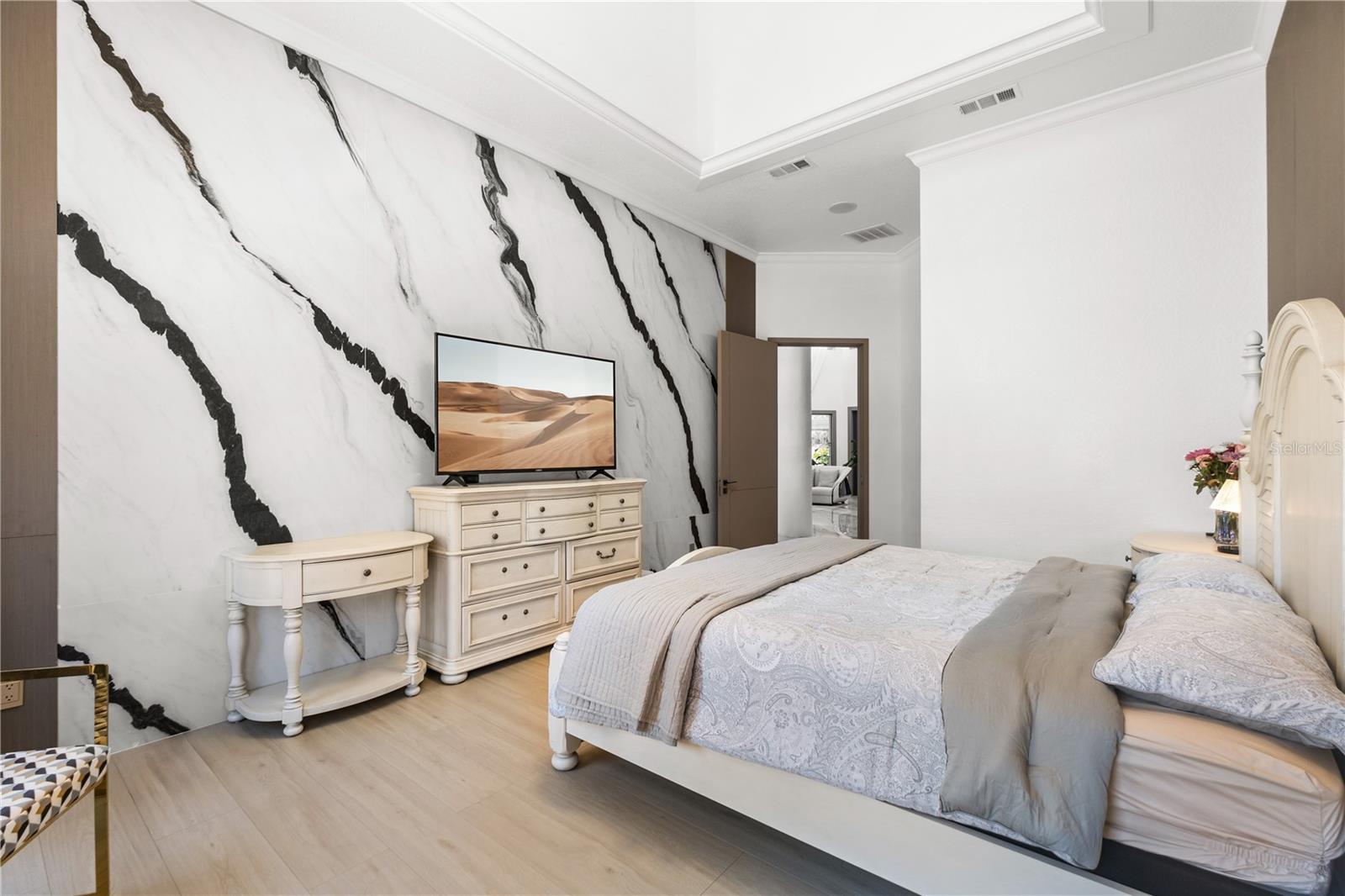 ISLEWORTH - Residential