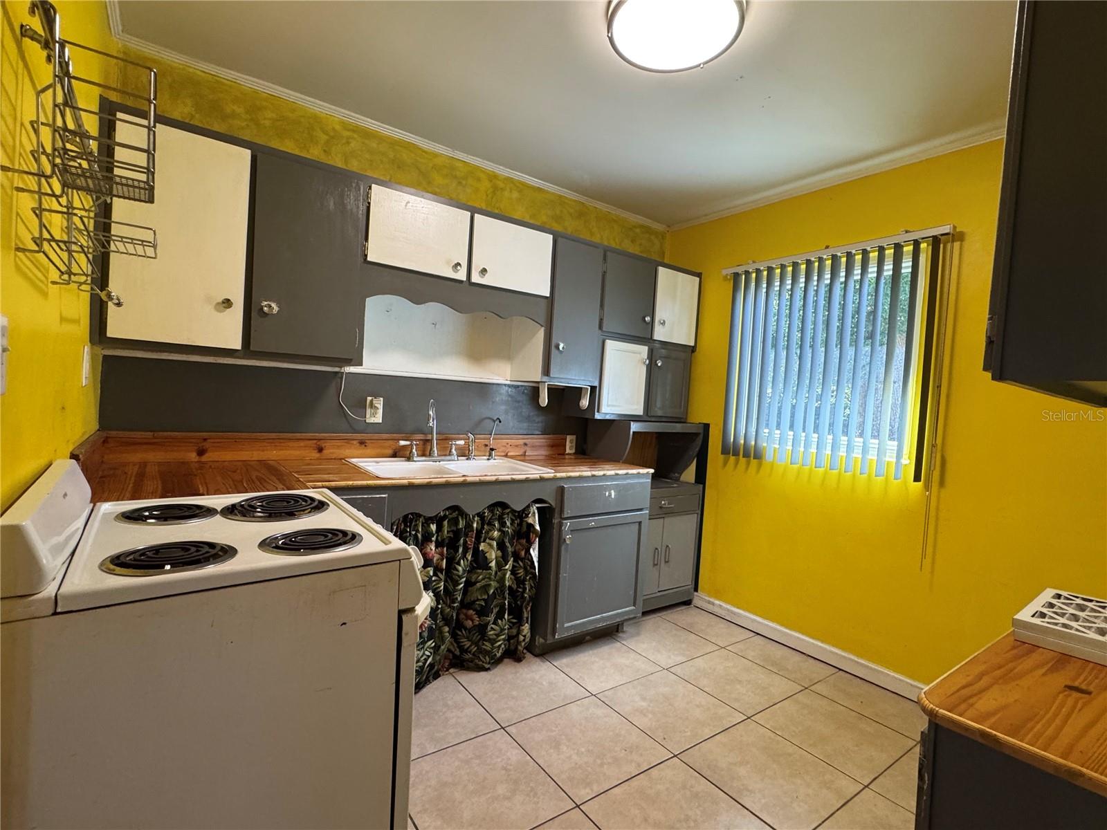 WOODRUFFS SUB FRANK L - Residential