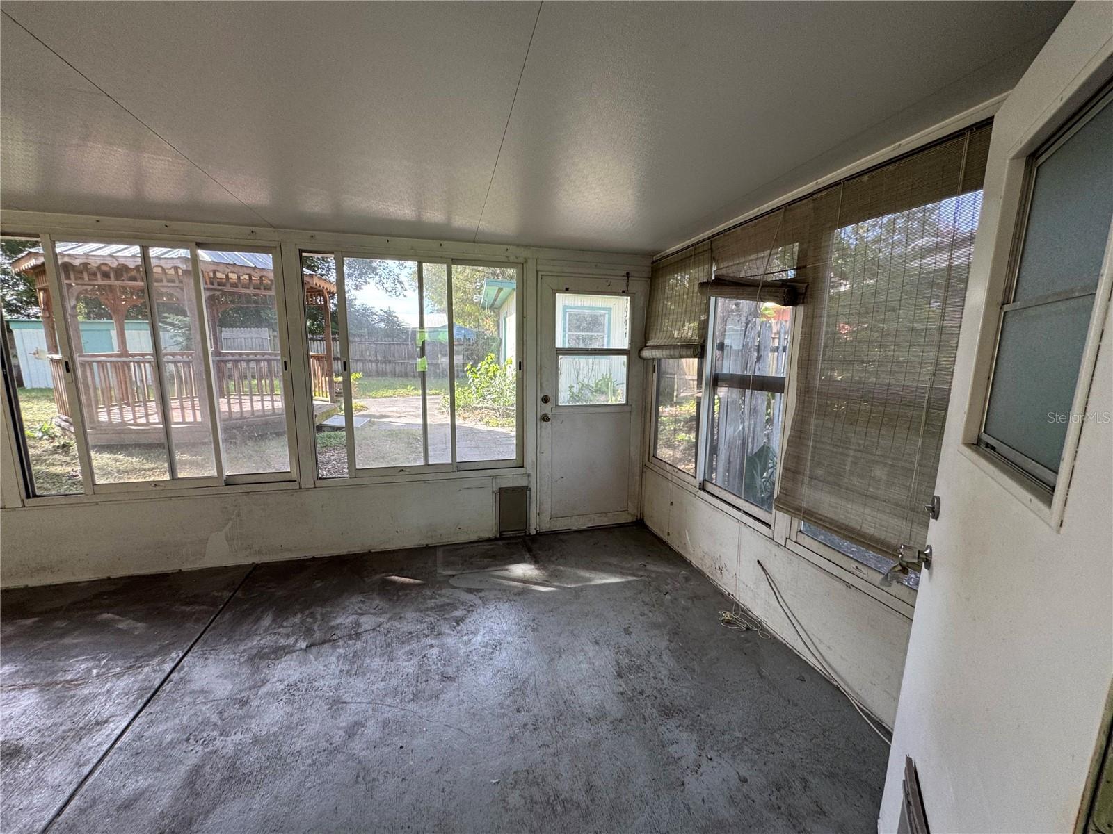 WOODRUFFS SUB FRANK L - Residential