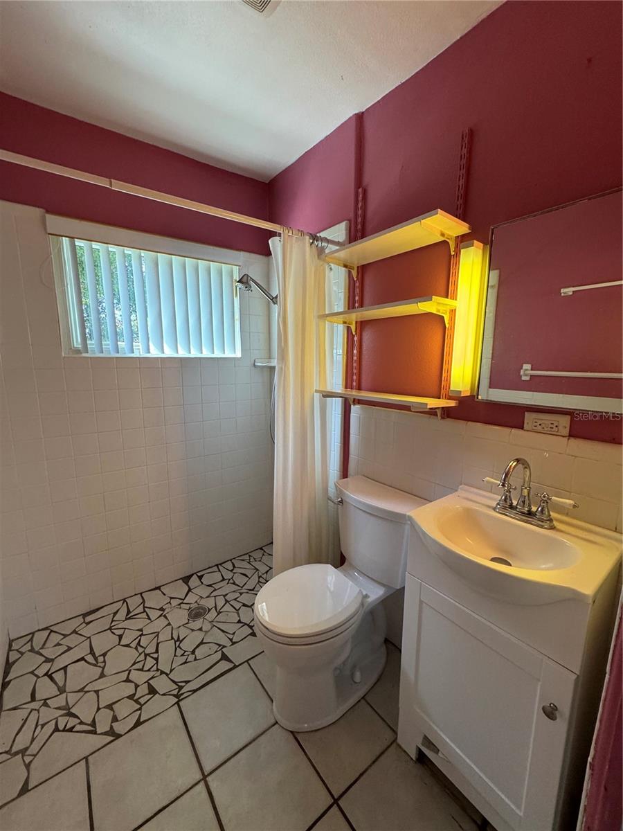 WOODRUFFS SUB FRANK L - Residential