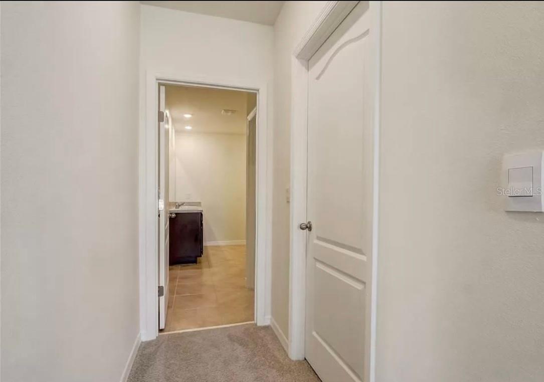 EDEN HILLS - Residential Lease