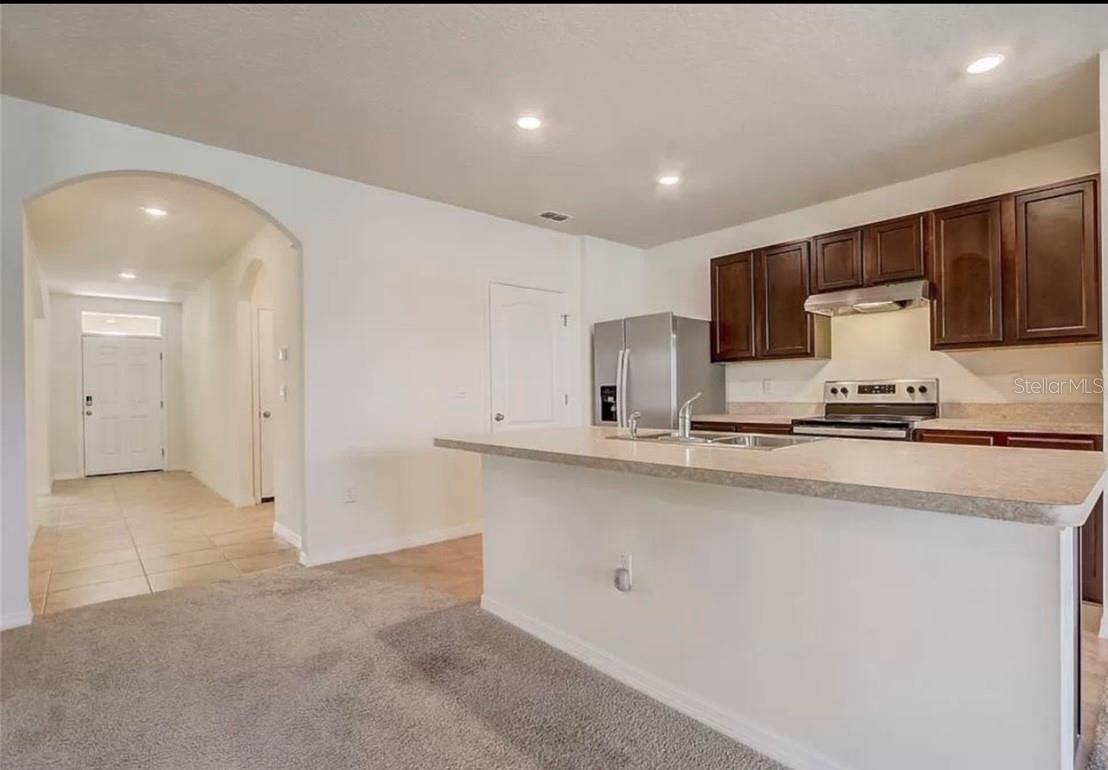 EDEN HILLS - Residential Lease