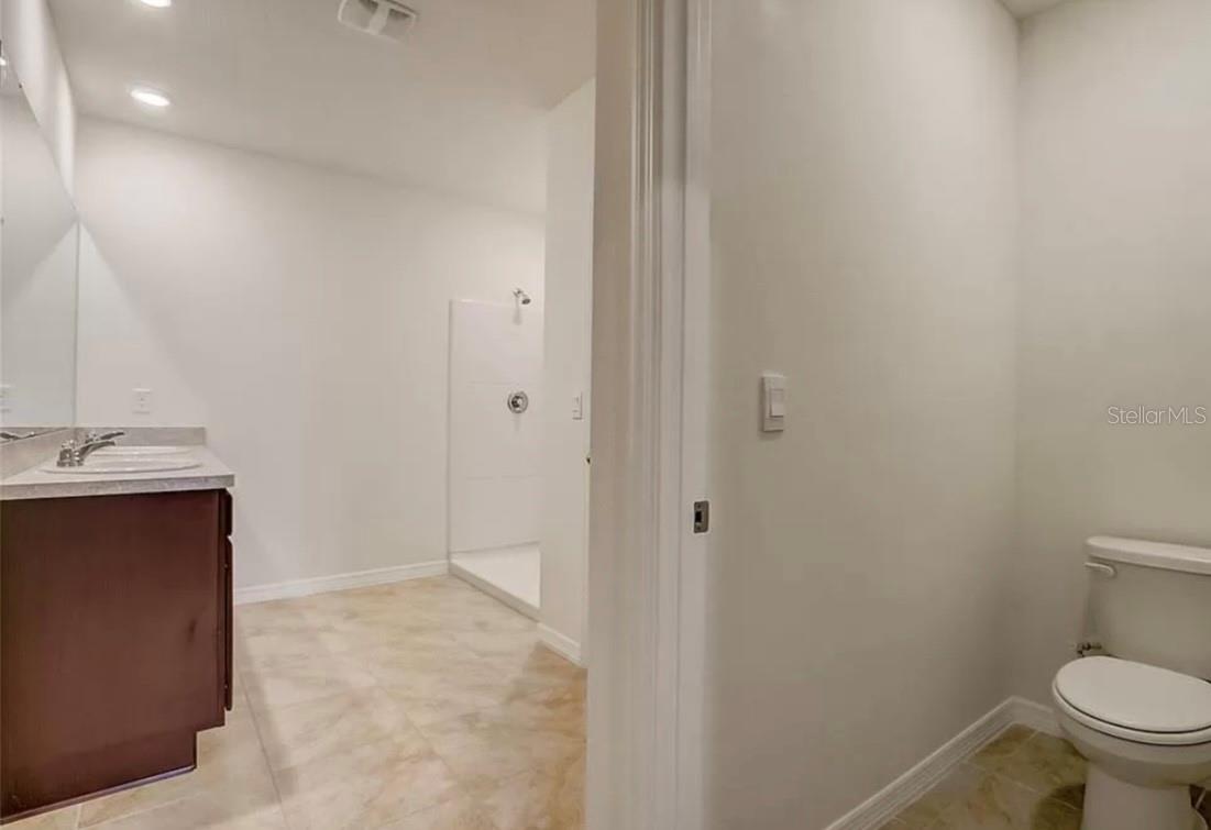 EDEN HILLS - Residential Lease