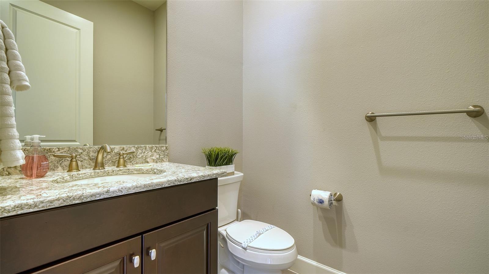 ESPLANADE PH V SUBPHASES A, B, C, D, E&F - Residential Lease