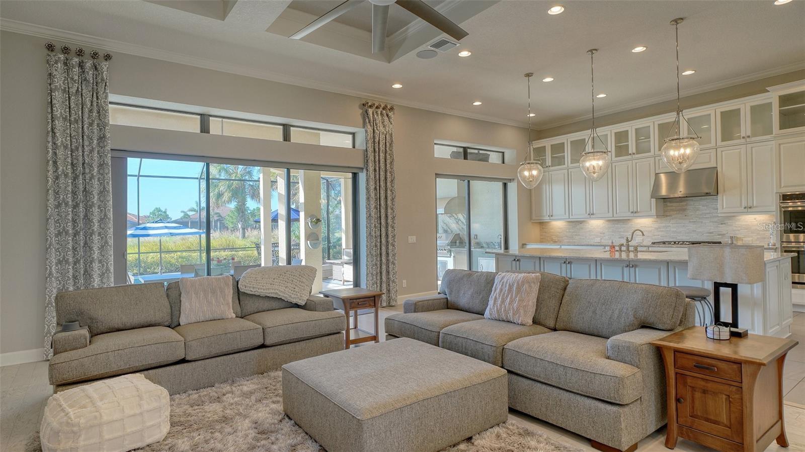 ESPLANADE PH V SUBPHASES A, B, C, D, E&F - Residential Lease