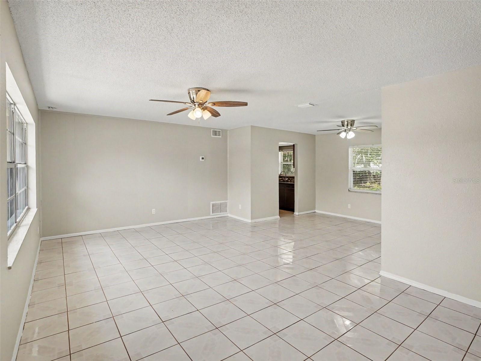 AMERICAN HERITAGE ESTATES - Residential
