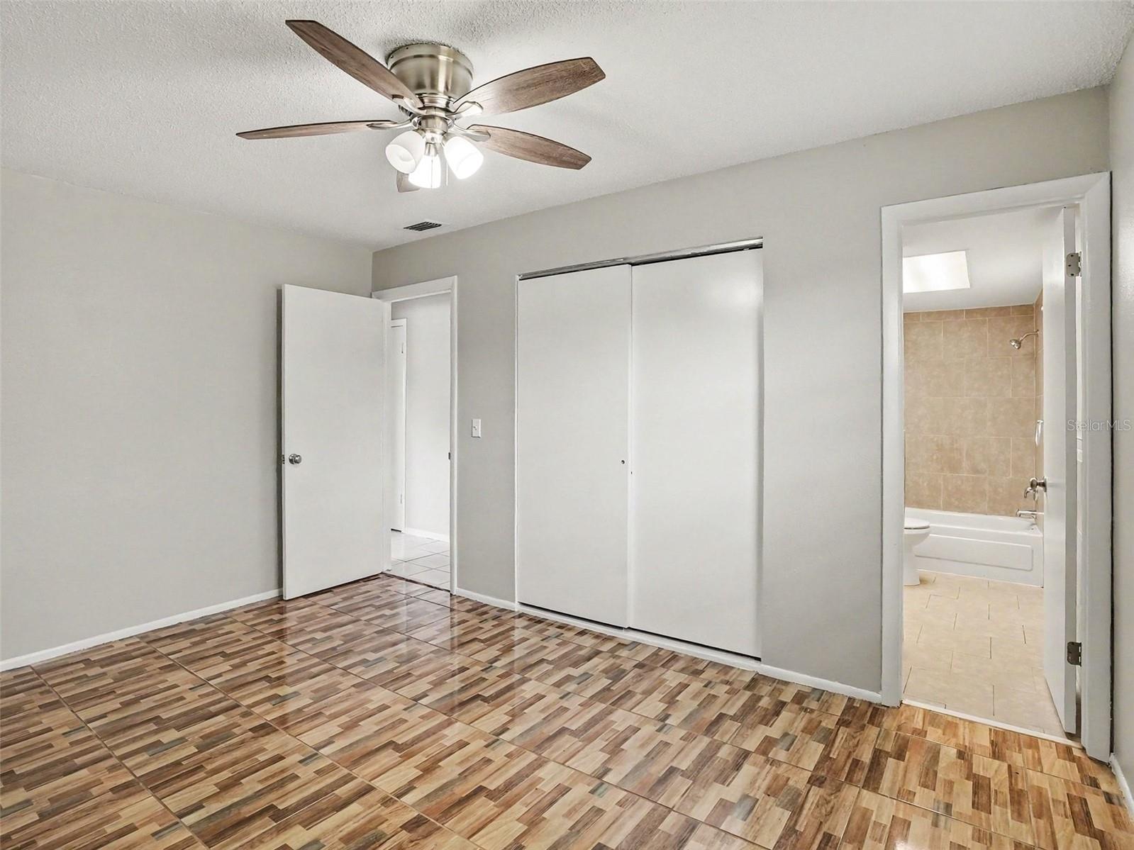 AMERICAN HERITAGE ESTATES - Residential