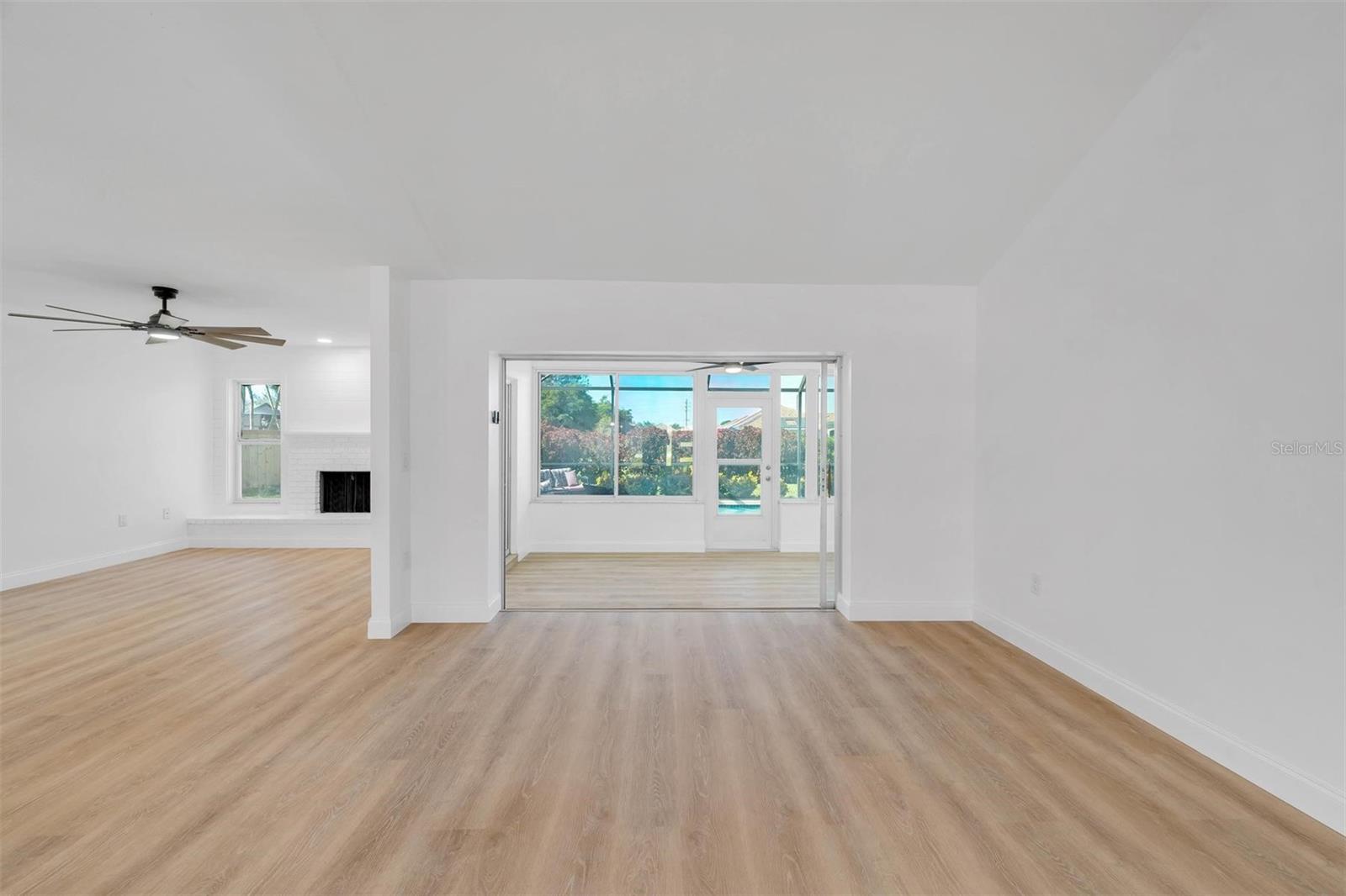 VILLAGE GREEN OF BRADENTON - Residential