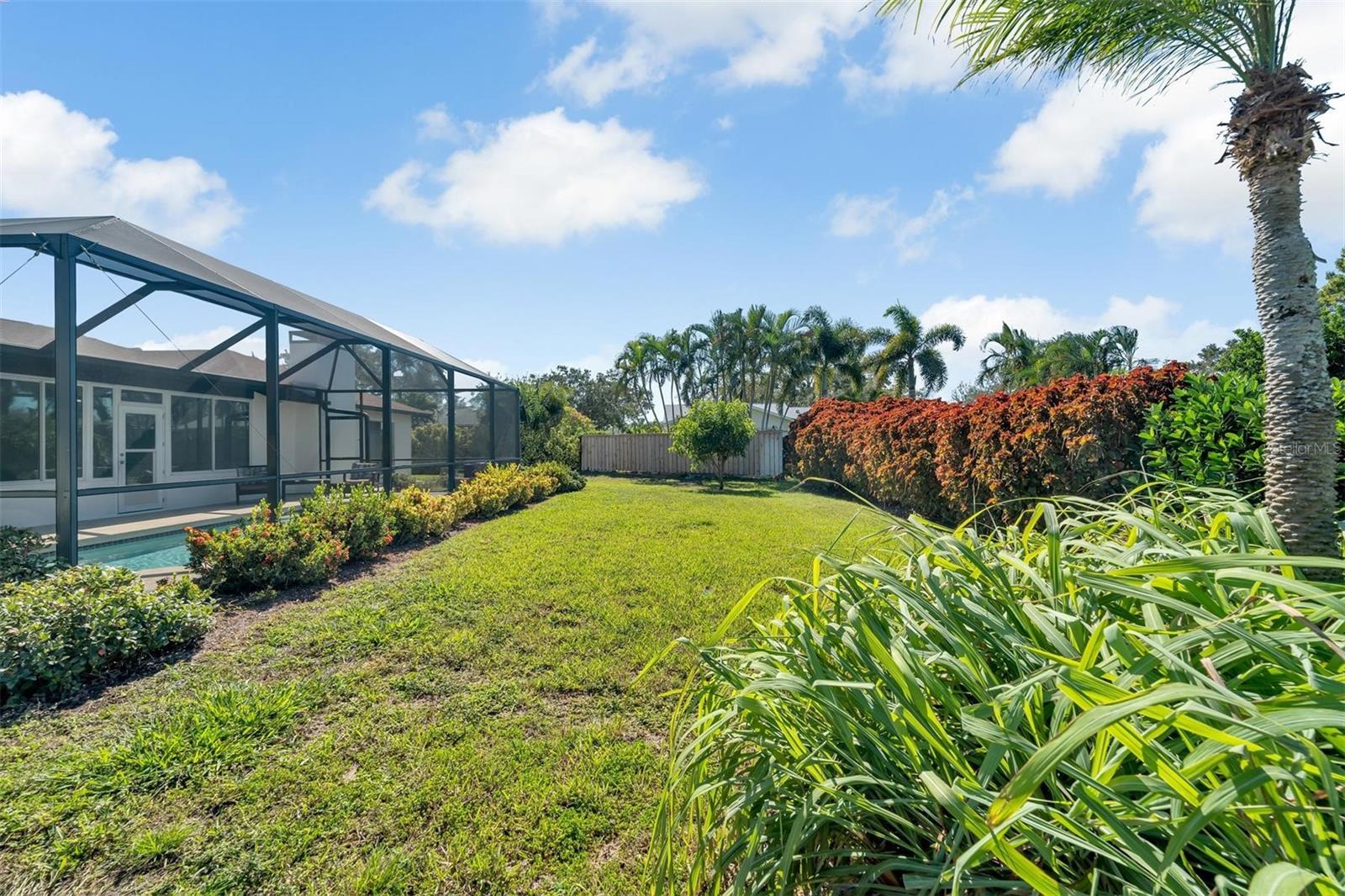 VILLAGE GREEN OF BRADENTON - Residential