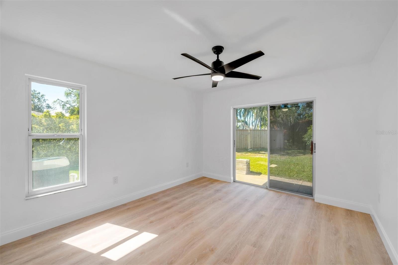 VILLAGE GREEN OF BRADENTON - Residential