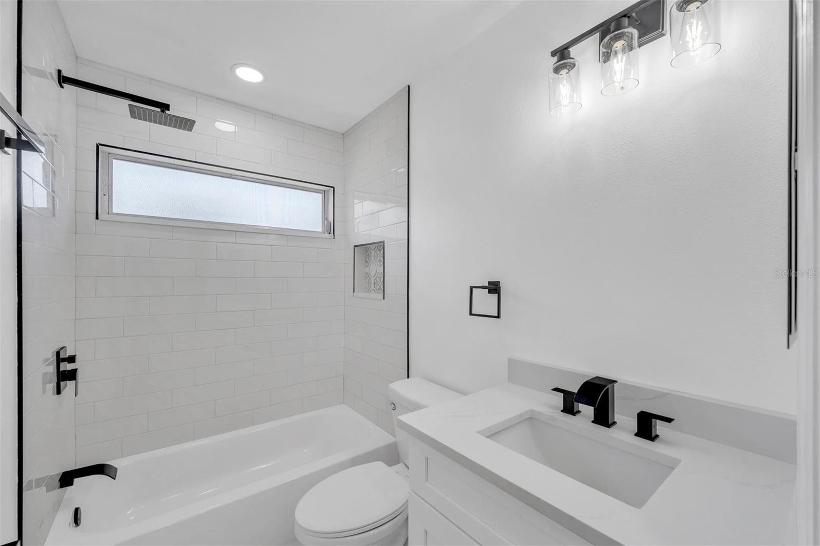 VILLAGE GREEN OF BRADENTON - Residential