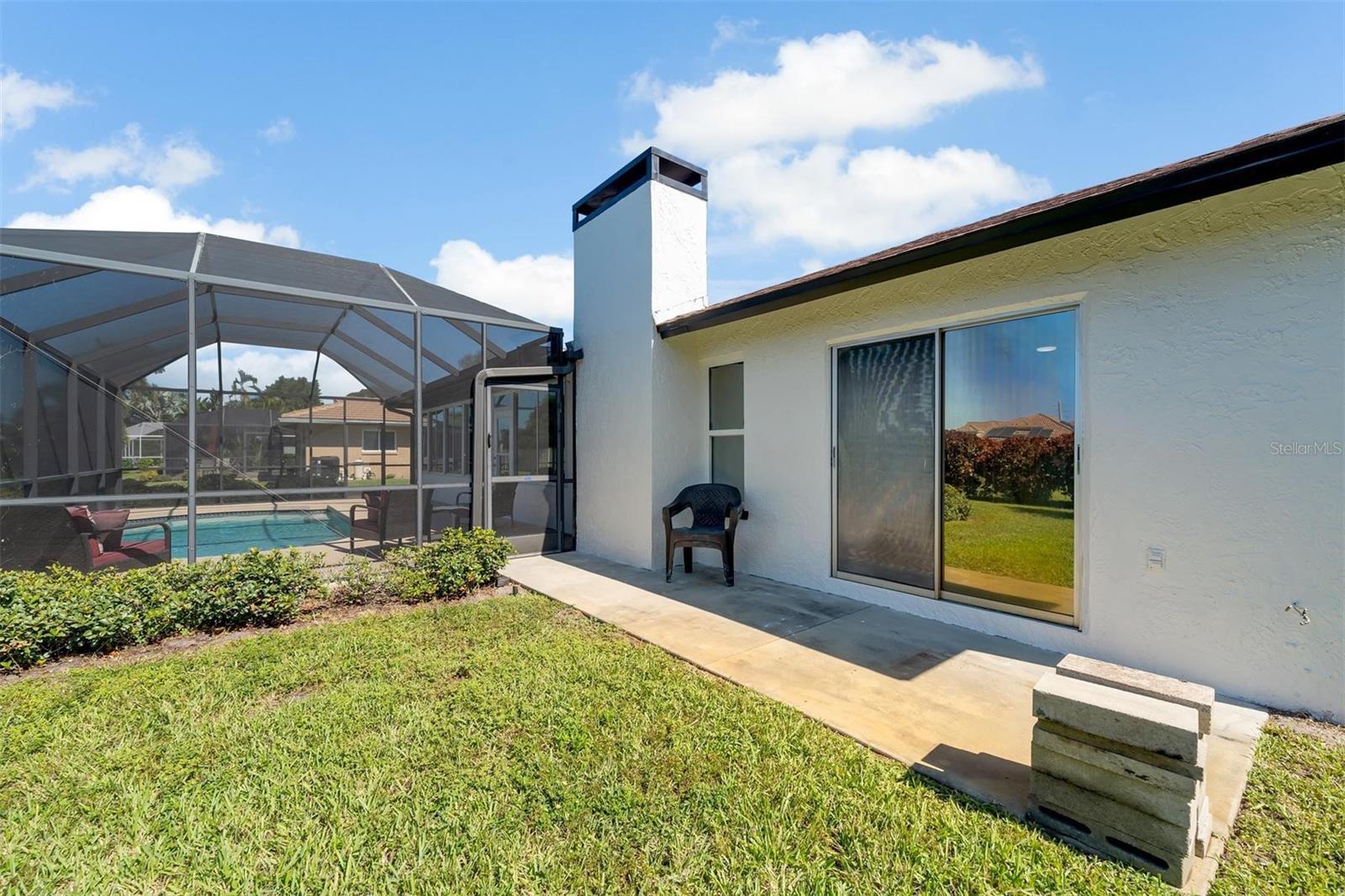 VILLAGE GREEN OF BRADENTON - Residential