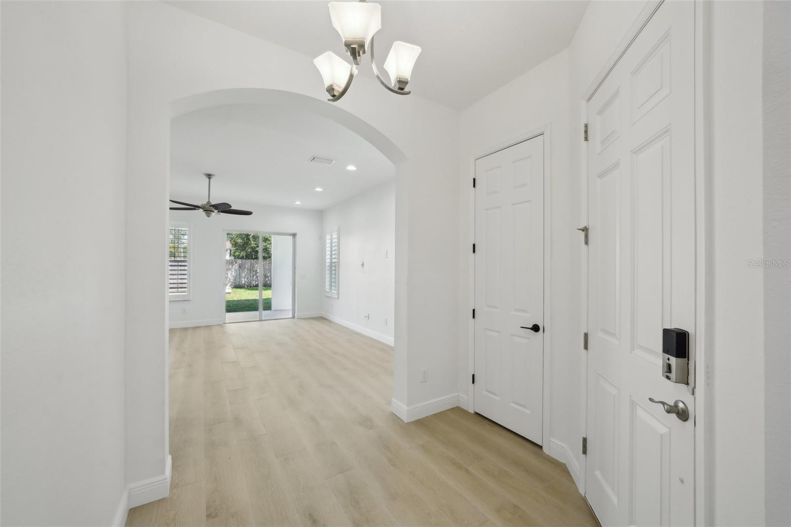 307 S ARRAWANA AVENUE 100