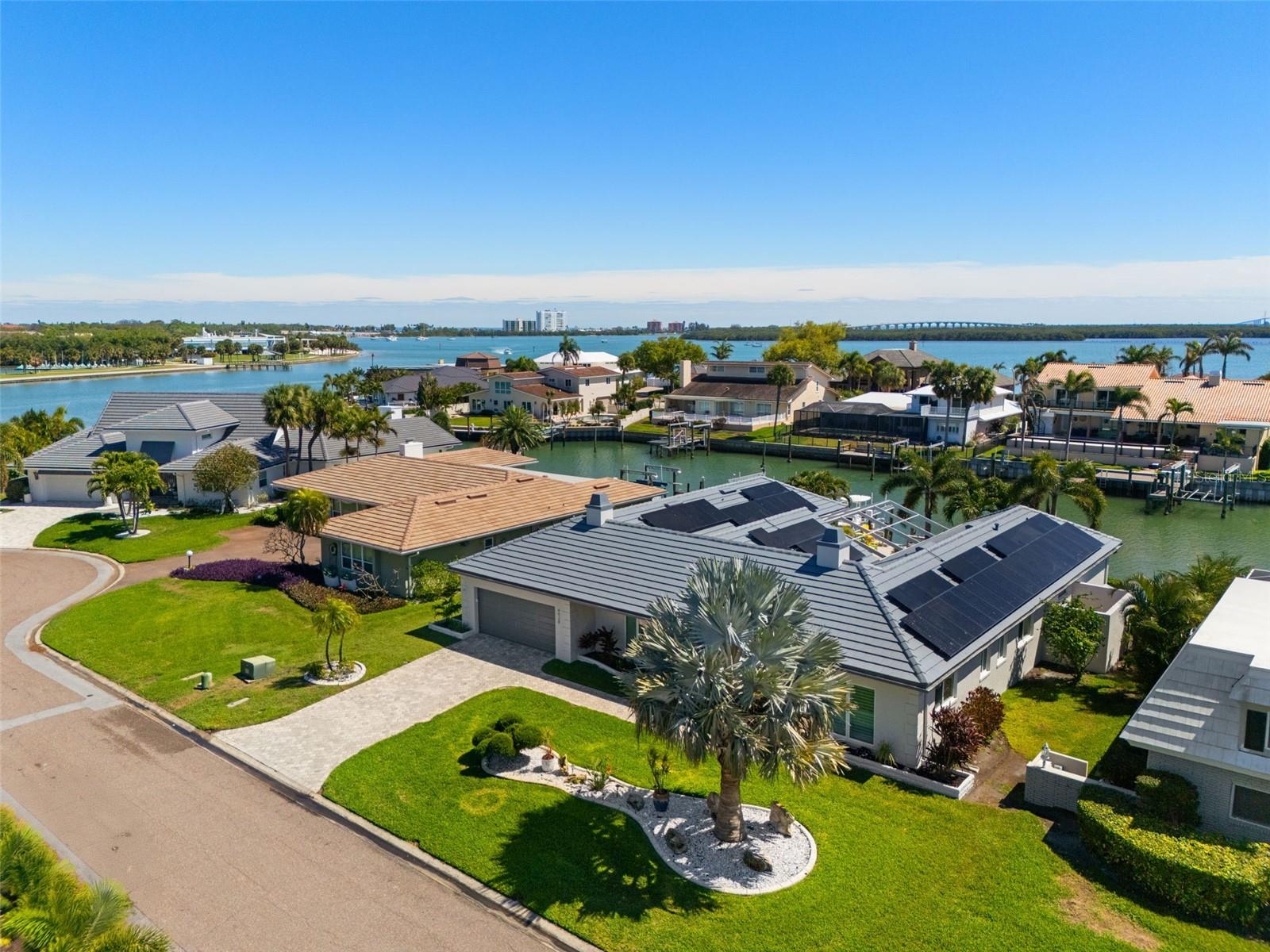 BAYWAY ISLES - Residential