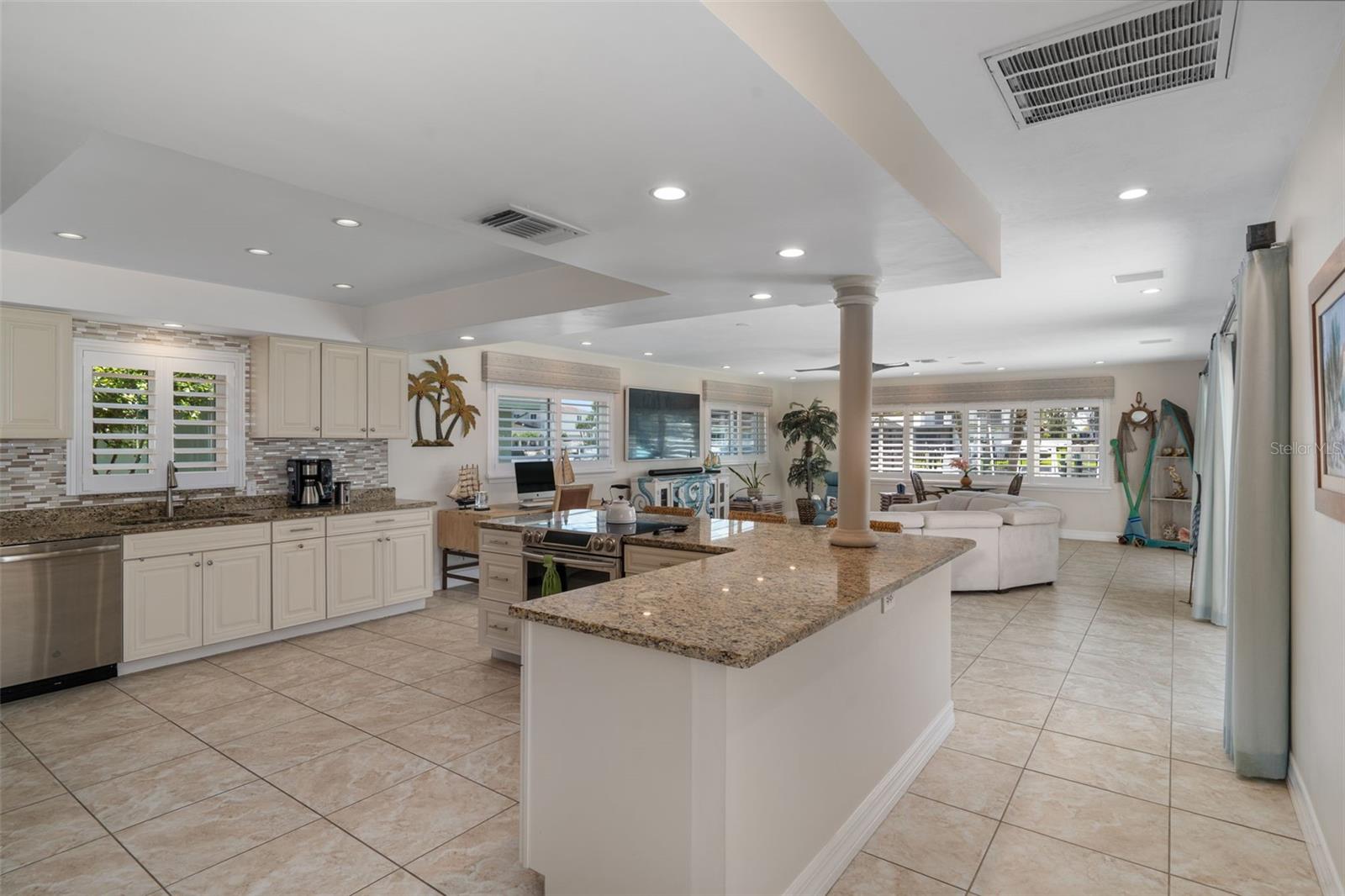 BAYWAY ISLES - Residential