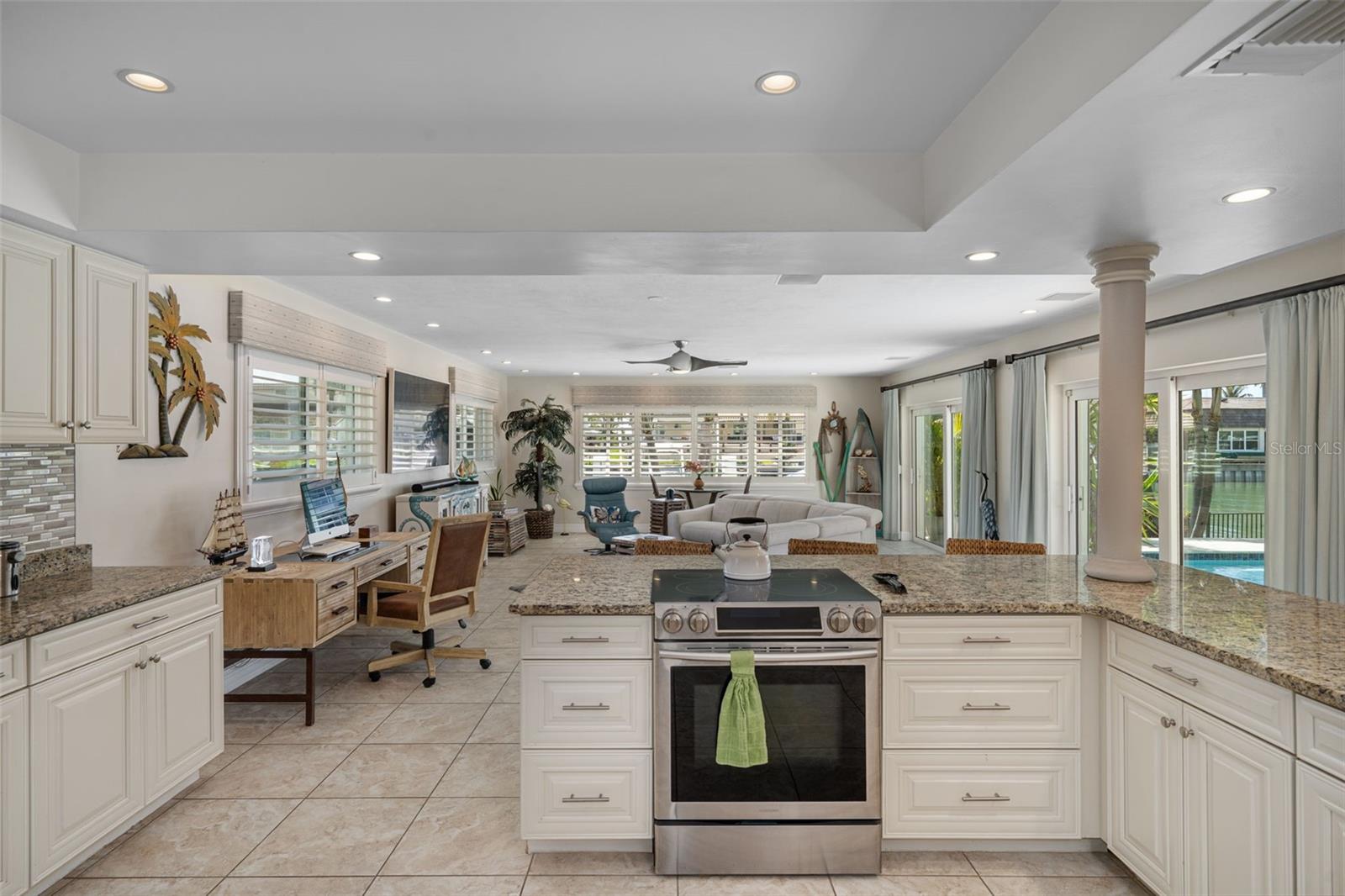 BAYWAY ISLES - Residential