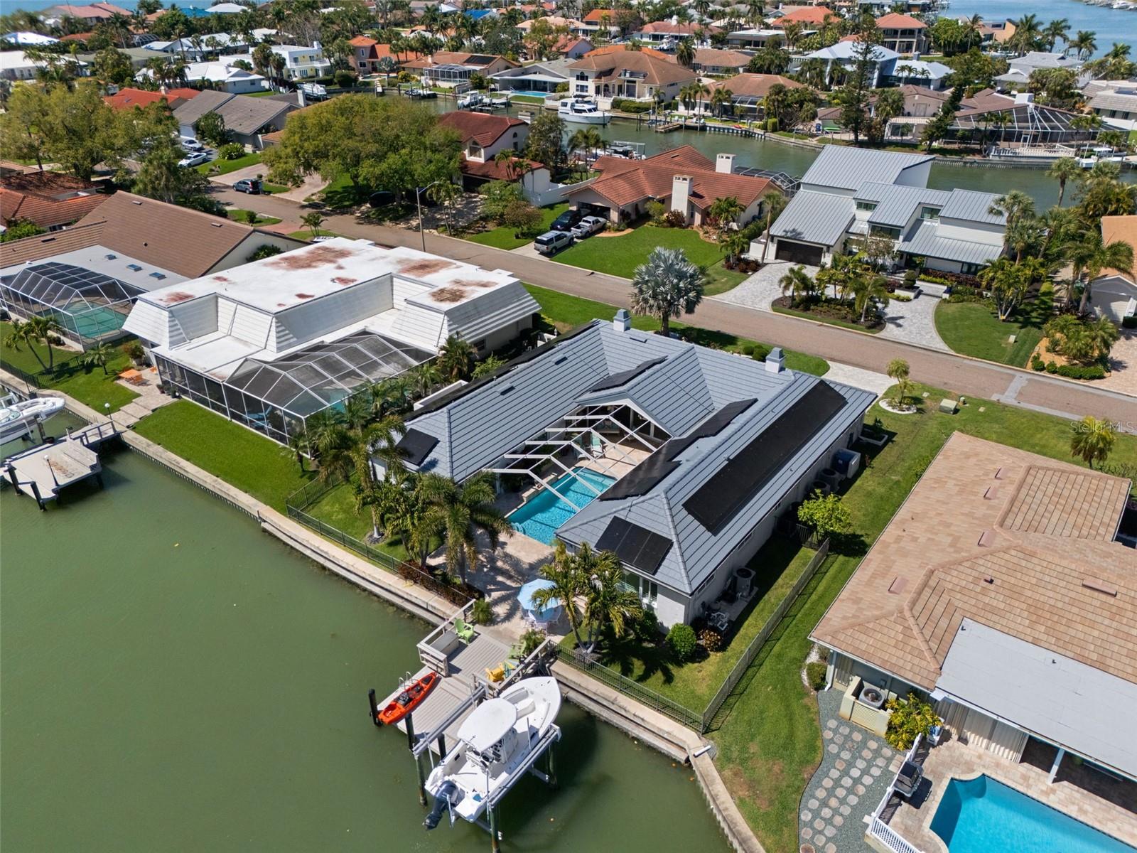 BAYWAY ISLES - Residential