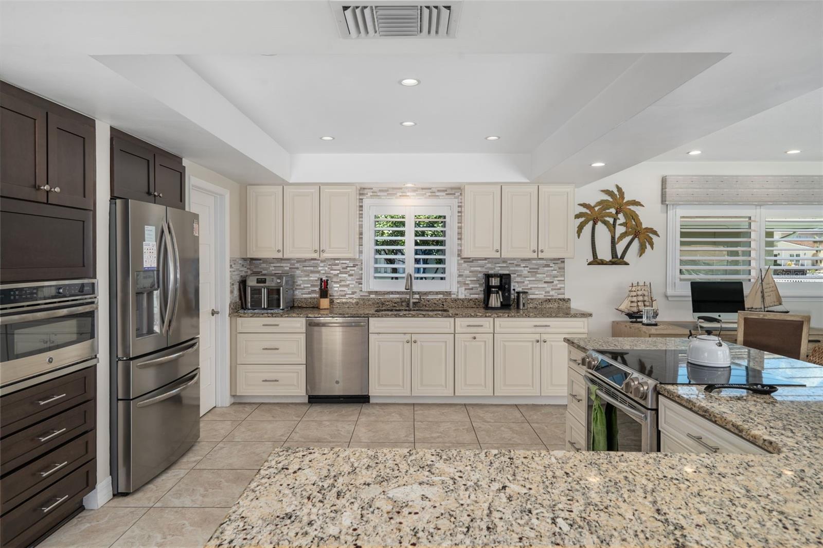 BAYWAY ISLES - Residential