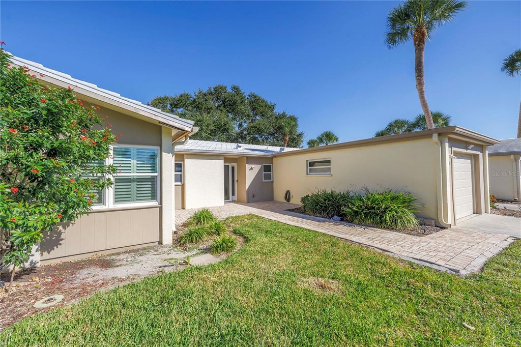 Photo of 111 Whispering Sands Circle #V38, Sarasota, FL 34242 (MLS # A4675340)
