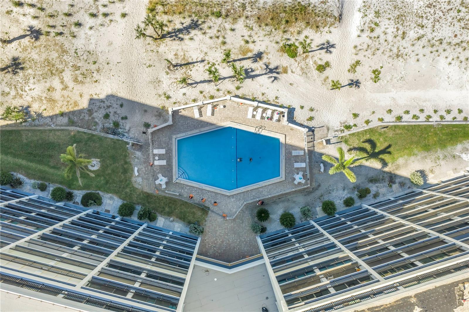 WHISPERING SANDS SEC 5 - Residential Lease