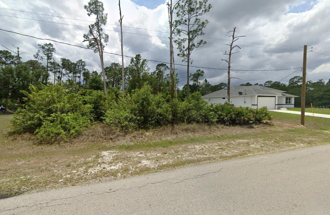 LEHIGH ACRES - Land