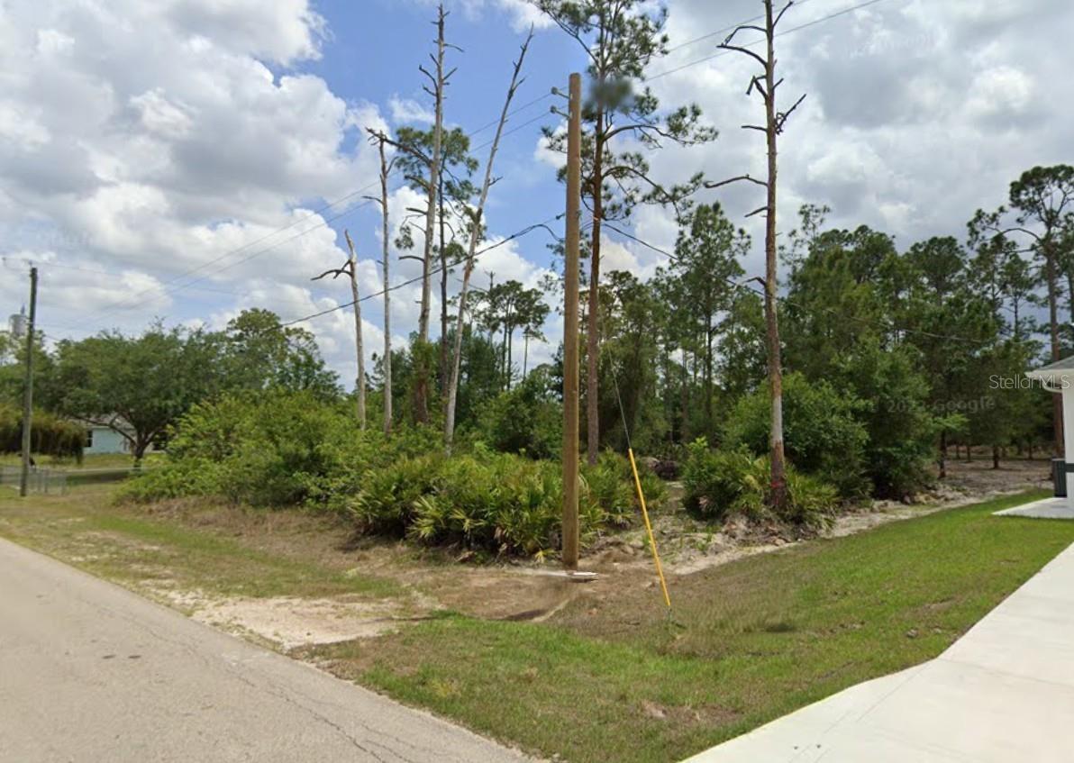 LEHIGH ACRES - Land