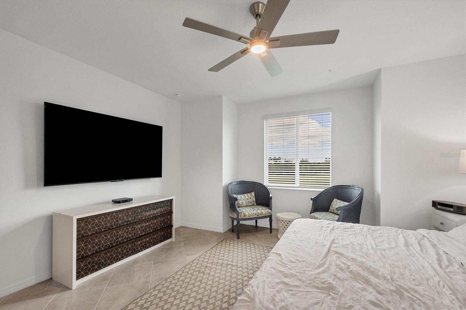 WELLEN PARK GOLF & COUNTRY CLUB - Residential Lease