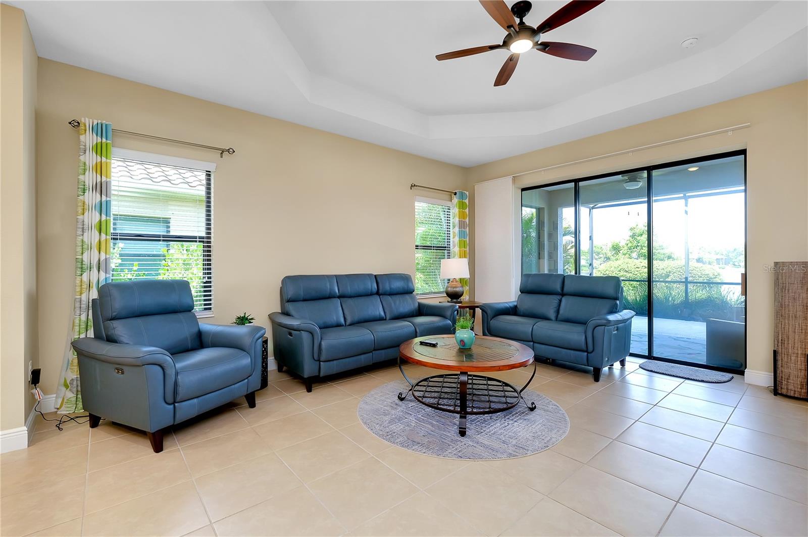 GRAND PALM PH 3A - Residential