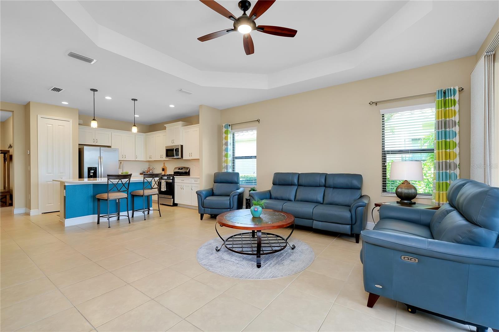 GRAND PALM PH 3A - Residential