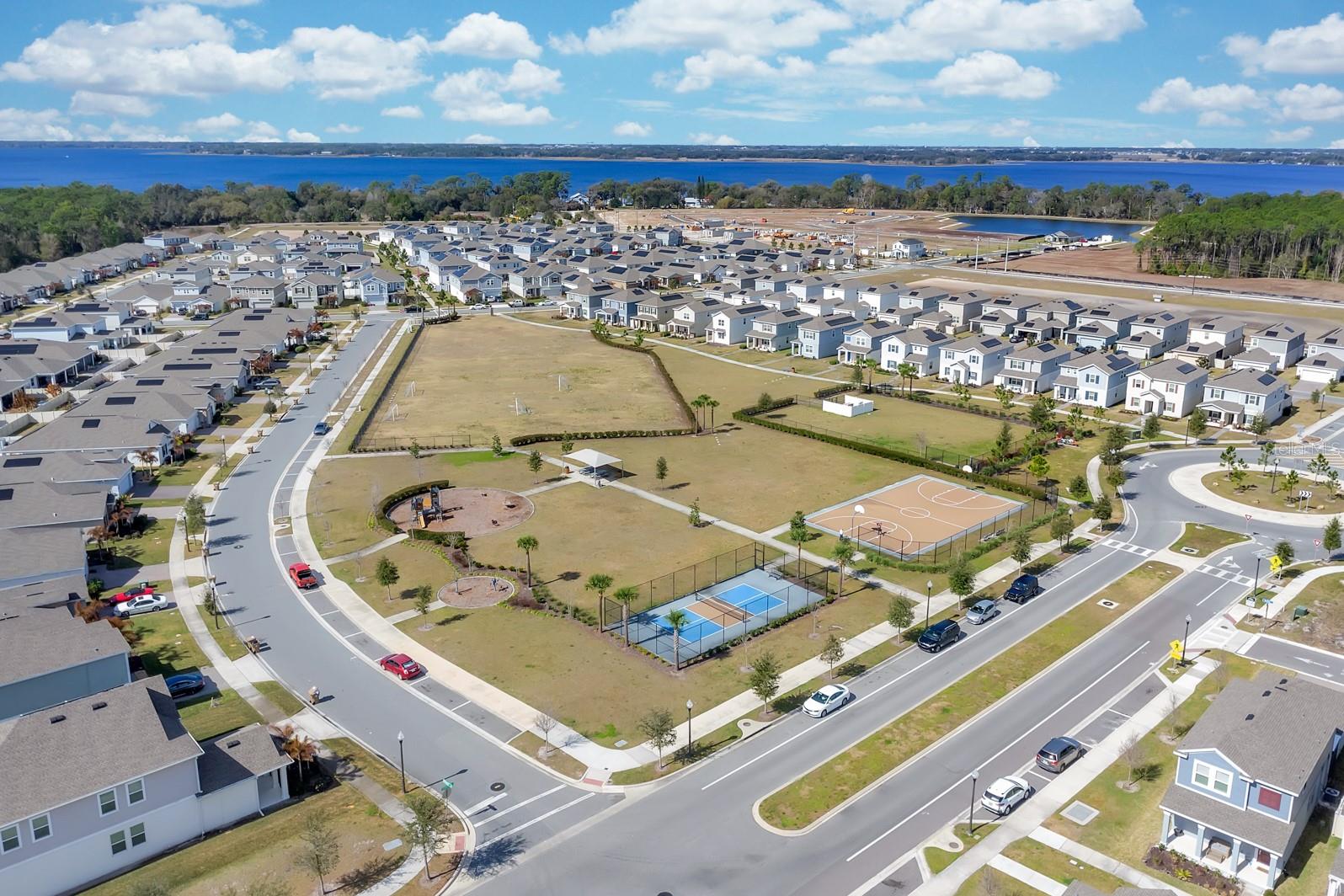 PINE GLEN PH 4 - Residential