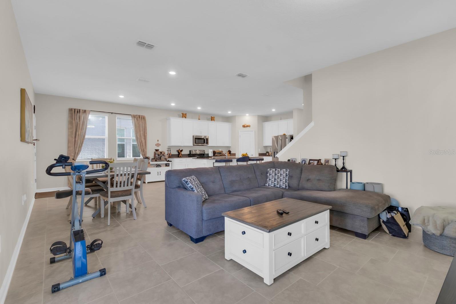 PINE GLEN PH 4 - Residential