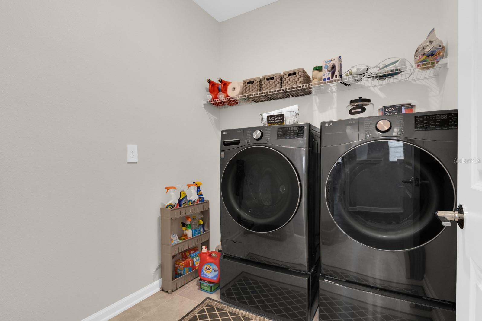 PINE GLEN PH 4 - Residential