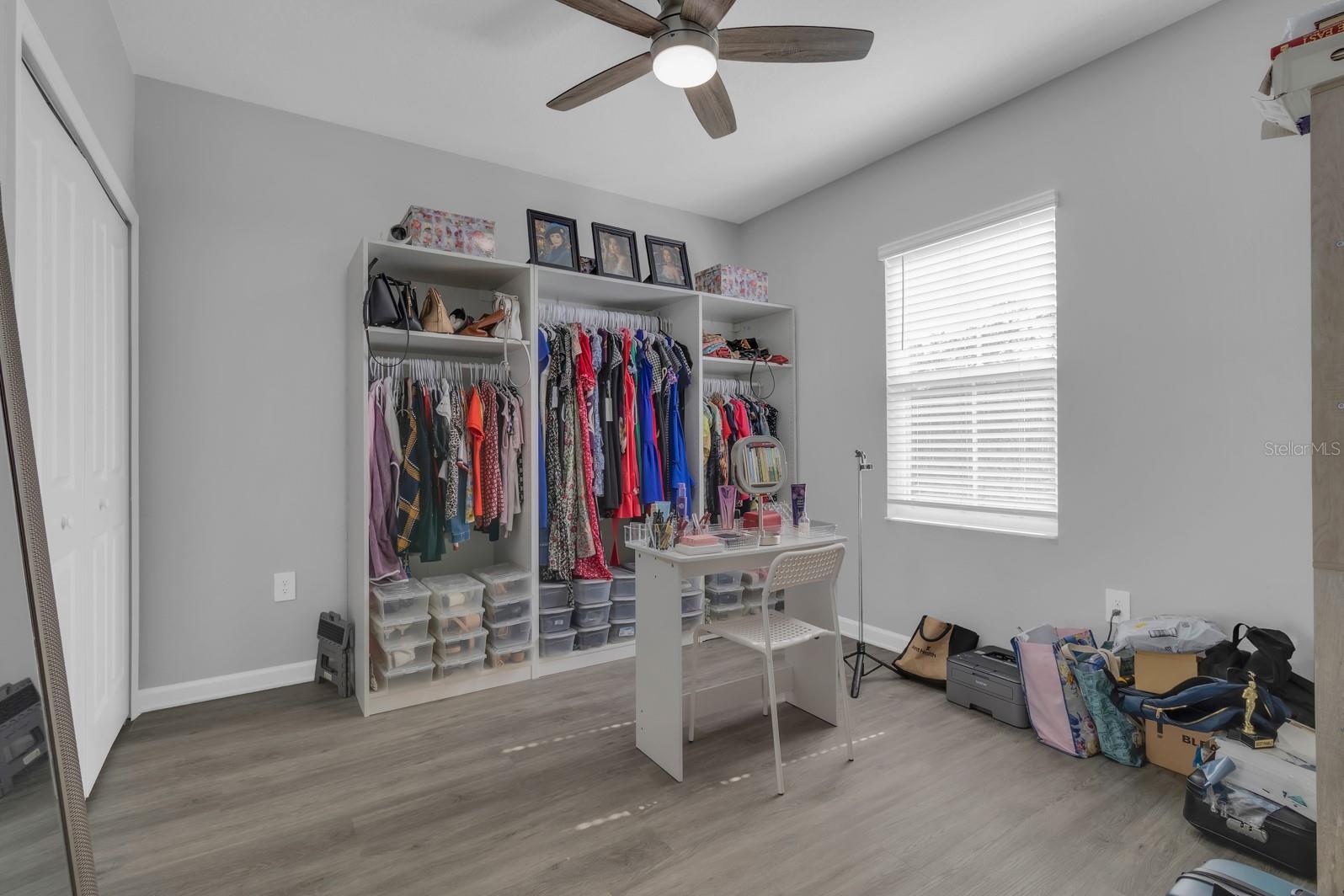 PINE GLEN PH 4 - Residential